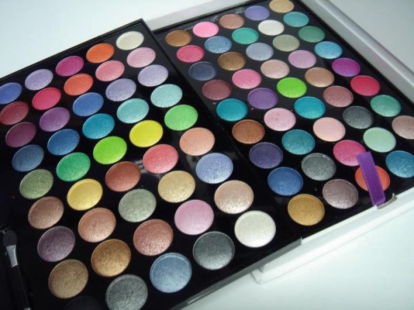 Paleta de Sombras Luisance 90 cores